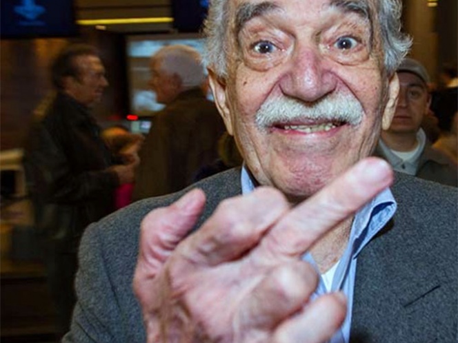 Lo intentó casi todo, menos preguntarse si aquél era el modo de hacerla  feliz. - Gabriel García Márquez 